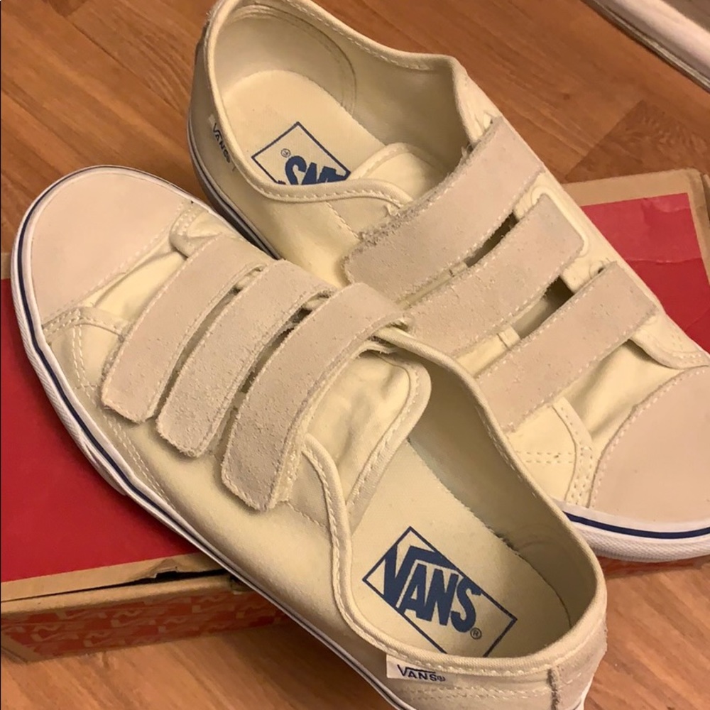 Vans with 3 straps! Only worn once indoors.